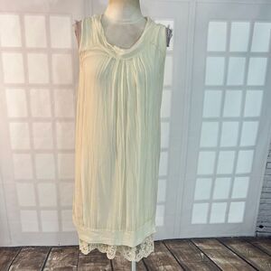 Baci Cream Silk Layered Sequin Lace Trim Pleated Sleeveless Dress Size Small